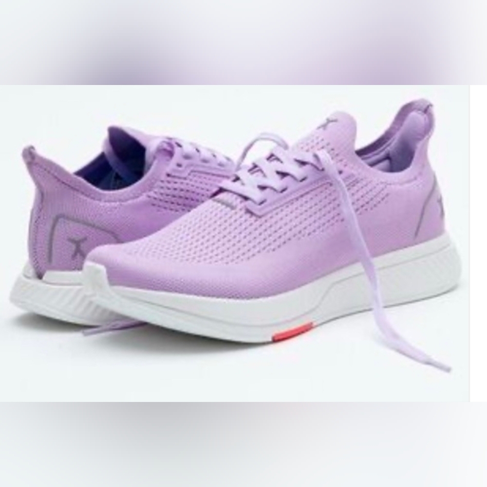 NWOB Flux Footwear Womens Adapt Runner Lavender Running  Knit Sneakers